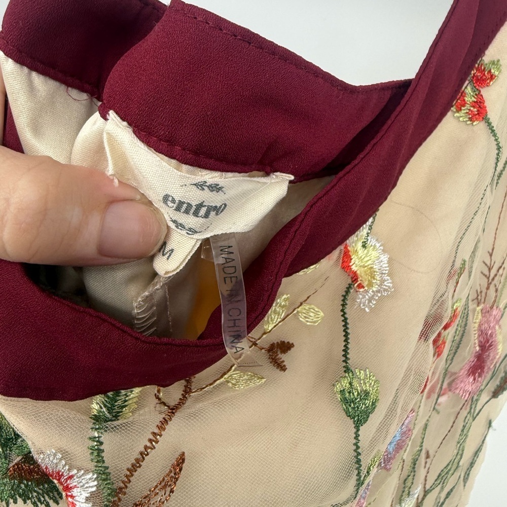 Entro Floral Embroidered Dress size M - Picture 4 of 4